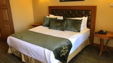 Oscar Resort