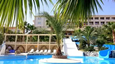 Oscar Resort