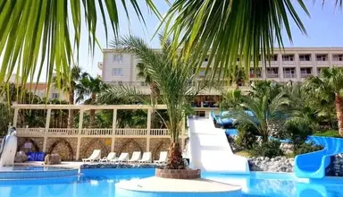 Oscar Resort