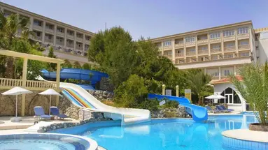Oscar Resort
