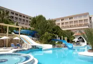 Oscar Resort
