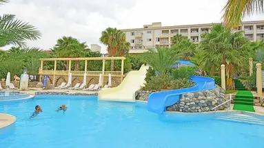 Oscar Resort