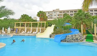 Oscar Resort