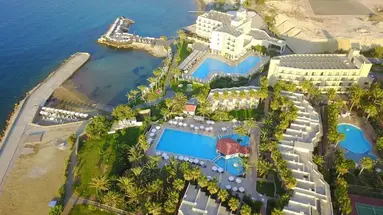 Oscar Resort