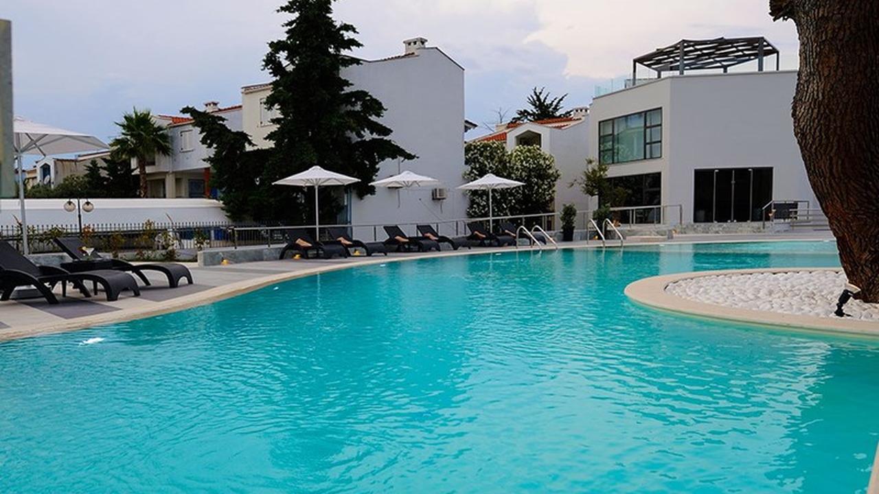 Ostria Sea Side