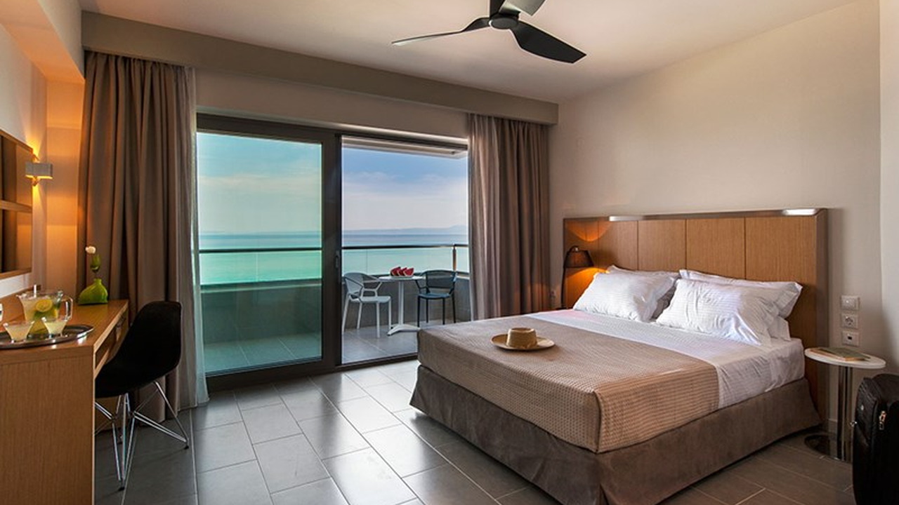 Ostria Sea Side