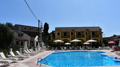 Oula Maisonettes