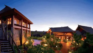 Outrigger on the Lagoon Resort