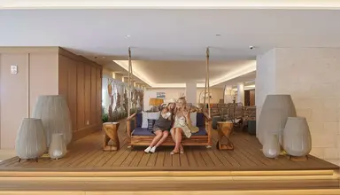 Outrigger Reef Waikiki Beach Resort