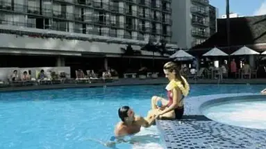 Outrigger Reef Waikiki Beach Resort