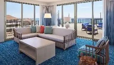 Outrigger Reef Waikiki Beach Resort