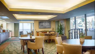 Outrigger Reef Waikiki Beach Resort