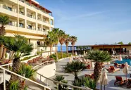 Oya Beach Resort