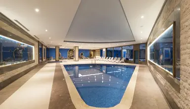 Oz Sui Resort