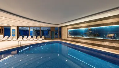Oz Sui Resort