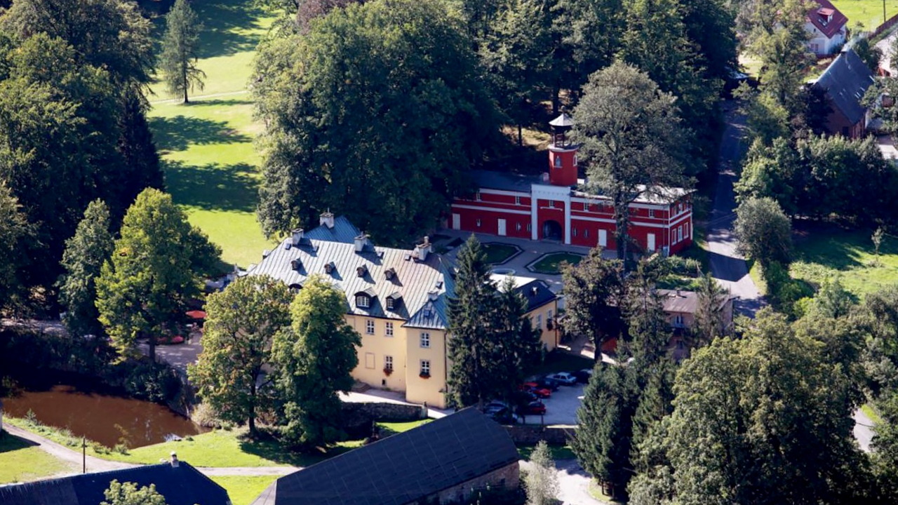 Pałac Staniszów
