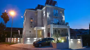 Palace Apartaments Budva