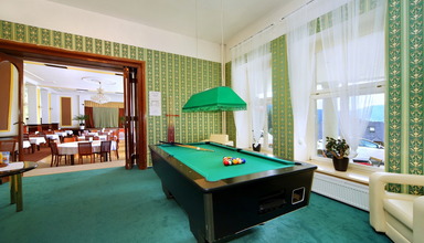 Palace Club