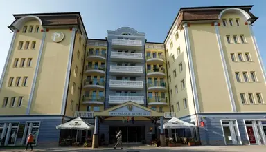 Palace (Heviz)
