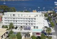Palace Mon Repos