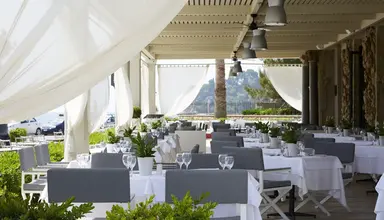 Palace Mon Repos