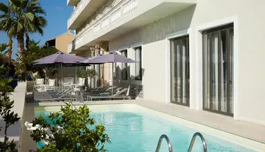 Palace Mon Repos