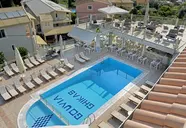 Palapart Gikas Suites & Studios