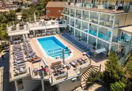 Palapart Gikas Suites & Studios