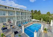 Palapart Gikas Suites & Studios