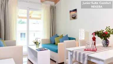 Palapart Gikas Suites & Studios