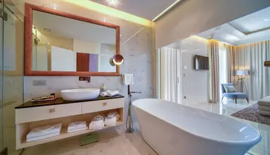 Palas Lux