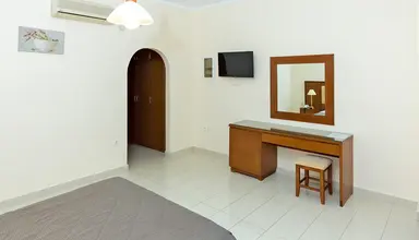 Paleos Apartments