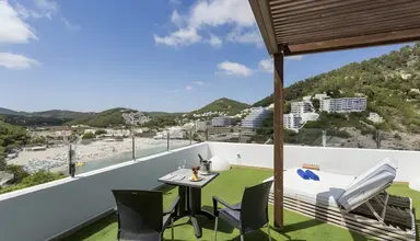 Palladium Cala Llonga