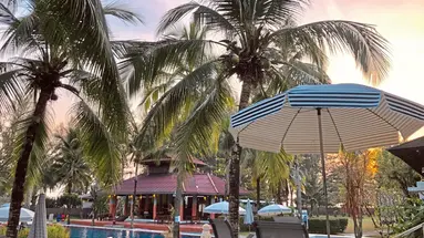Palm Galleria Resort