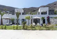 Palm Island Suites