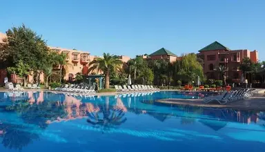 Palm Plaza