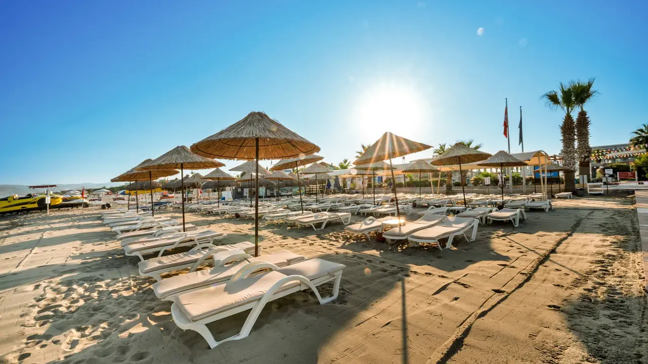 Palm Wings Beach Resort & SPA (Kusadasi)