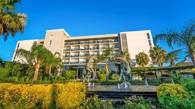 Palm Wings Beach Resort & SPA (Kusadasi)