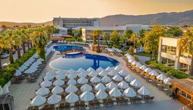 Palm Wings Beach Resort & SPA (Kusadasi)