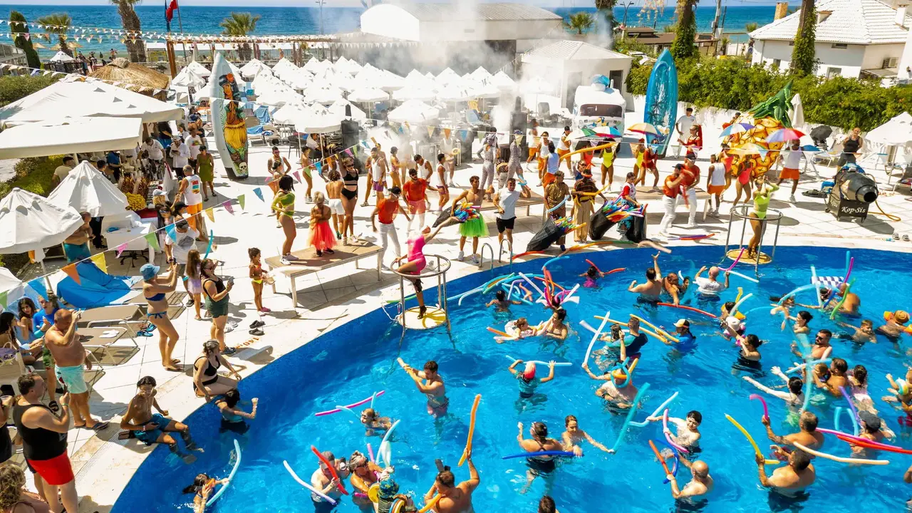 Palm Wings Beach Resort & SPA (Kusadasi)
