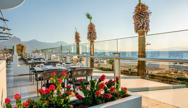 Palm Wings Beach Resort & SPA (Kusadasi)