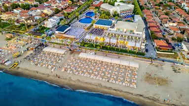 Palm Wings Beach Resort & SPA (Kusadasi)