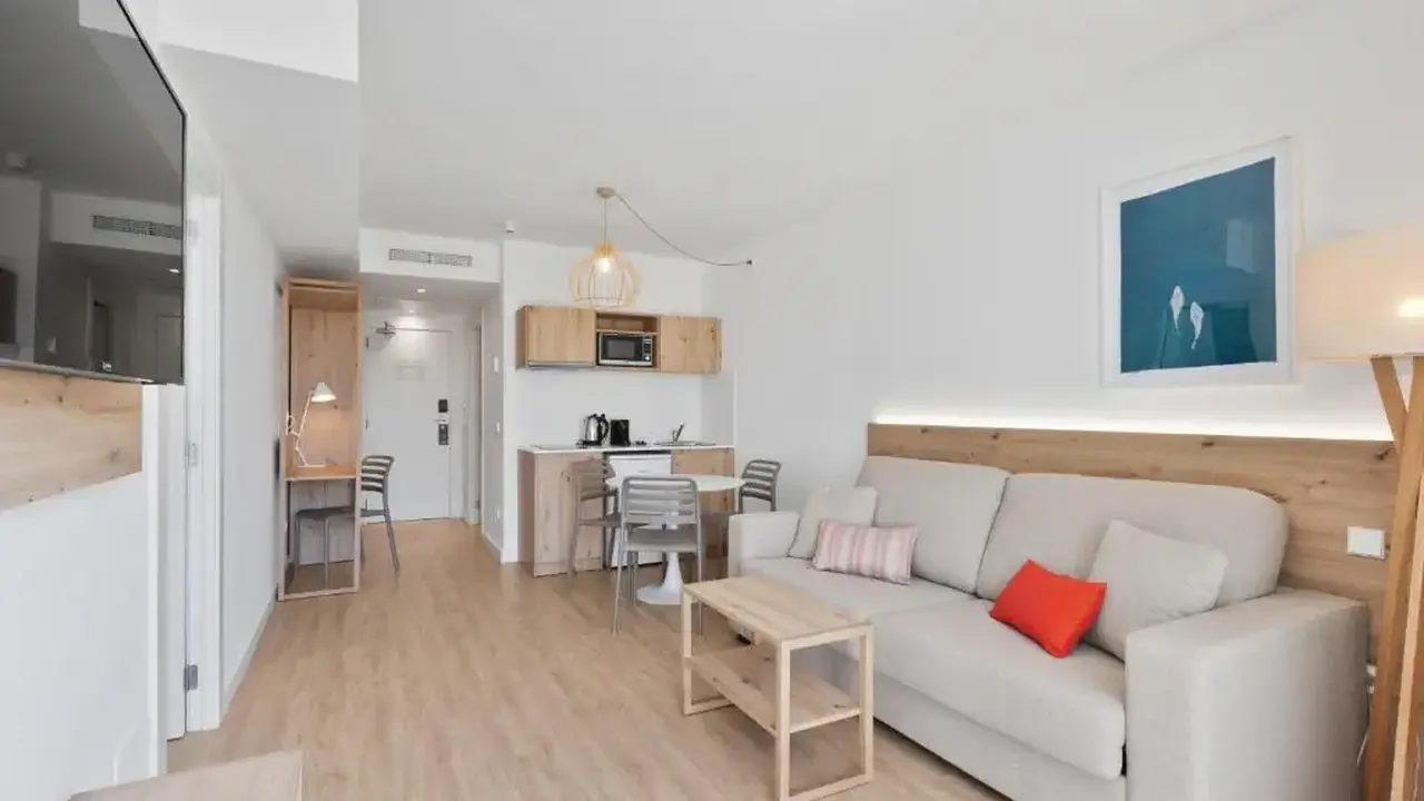 Palmanova Beach Apartments by TRH