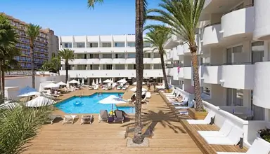 Palmanova Beach Apartments by TRH