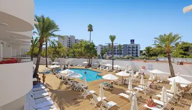 Palmanova Beach Apartments by TRH