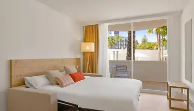 Palmanova Beach Apartments by TRH