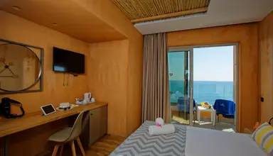 Palmera Beach