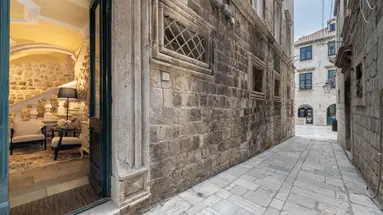 Palmotta Palace