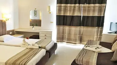 Palmyra Golden Beach