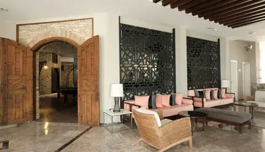 Paloma Marina Suites